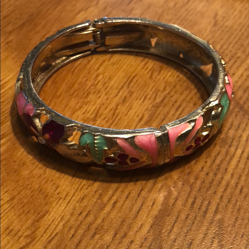 Bracelet